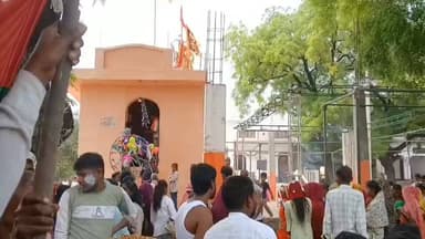 #रसूलाबाद वैशाख के प्रथम मंगलवार पर धूमधाम से निकली भव्य झंडा यात्रा, जय श्री राम, जय हनुमान के गूंजे जयकारे...