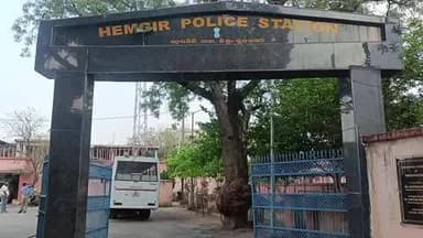 ସୁନ୍ଦରଗଡ: ଗର୍ଜନ ବାହାଲ ନମ୍ବରିଂ ପଏଣ୍ଟରେ ପୋଲିସଙ୍କୁ ଆକ୍ରମଣ ଘଟଣାରେ 13 ଜଣ ଅଭିଯୁକ୍ତ ଟ୍ରଲର ଚାଳକ ଗିରଫ ଓ କୋର୍ଟ ଚାଲାଣ