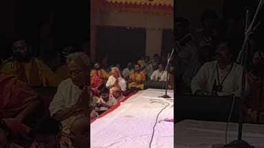 #योग गुरुबाबा रामदेव ने देखी वृंदावन में रामलीला,बाबा हुए भाव बिभोर @खबर देखने केलिए,सब्सक्राइब करें