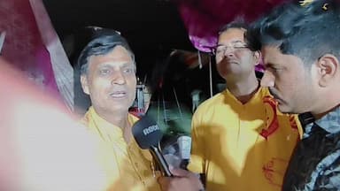 सकलडीहा में गायत्री यज्ञ समापन के बाद लोगों विचार पूरी वीडियो Rajanikant Prabhanjan फेसबुक पर देख सकते हैं #सकलडीहा