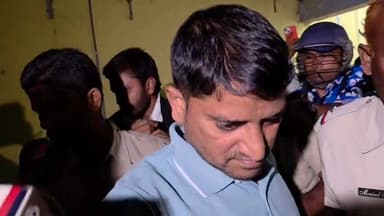 ভোটারদের নাম যতক্ষণ না নথিভুক্ত হচ্ছে ততক্ষণ আন্দোলন চলবে। এন আই এ পাঠাক আর সিবিআই এ পাঠাক , তদন্তে আইনের সহযোগিতা করব।...