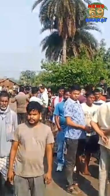 निरसा थाना क्षेत्र के रामकनाली में ग्रामीणों ने एक व्यक्ति की मृत्यु होने से अवैध कोयला कारोबारी का खोला पोल।
#need69bh...