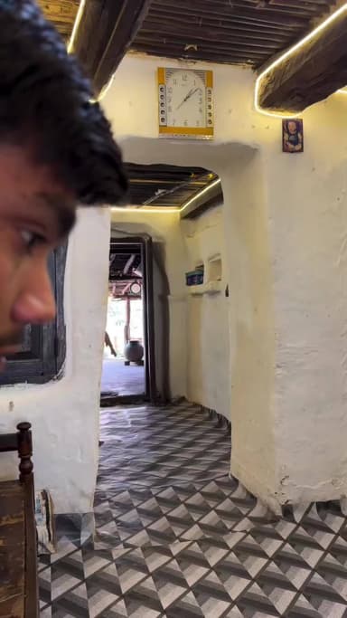 video comment type Sher Khanna