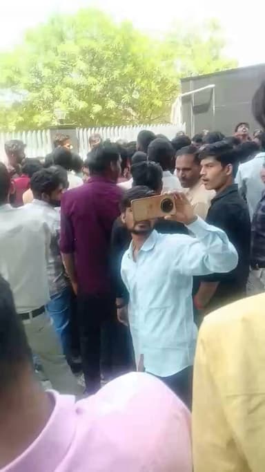 #Noida sector 85
Richaco Esport C.1