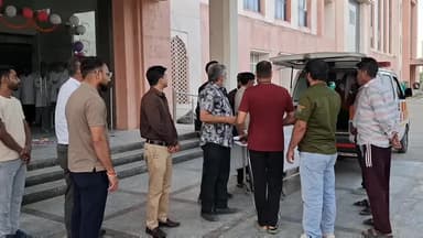 चूरू: देहदान की मिसाल, 90 वर्षीय चम्पालाल भाटी की देह का चूरू मेडिकल कॉलेज में फूलों की वर्षा के साथ किया गया अंतिम सम्मान