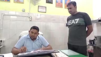 डुमरियागंज: डुमरियागंज के बैदौलाचौराहे पर मेडिक्योर हॉस्पिटल पर टिकरिया निवासी शाहिद जमाल ने लगाए आरोप, अधीक्षक ने कहा होगी जांच