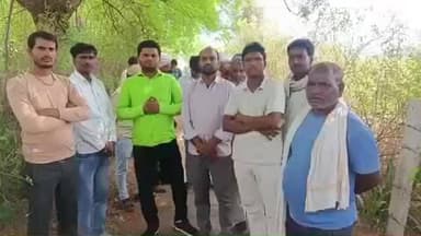राठ: चिल्ली गांव में संदिग्ध परिस्थितियों में 35 वर्षीय युवक की मौत, परिजनों का आरोप- जहरीले कीड़े के काटने से हुई है मौत