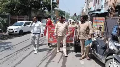 बहादुरगढ़: विभिन्न मांगों को लेकर अग्निशमन विभाग व बहादुरगढ़ सफाई यूनियन के कर्मचारियों ने वीरवार को किया प्रदर्शन