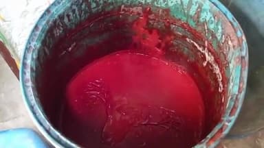 ठेलों पर आप जो चाउमीन–बर्गर खाते हैं, उनके साथ यही सॉस मिलती है !!
#यूपी के जिला हापुड़ में फूड सेफ्टी विभाग ने 200 लीट...