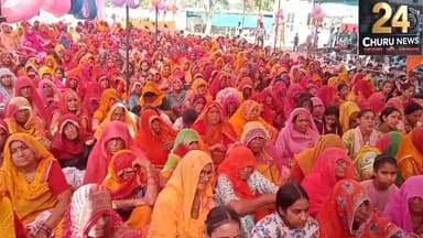 गांव घंटेल में चल रही श्रीमद् भागवत कथा में कृष्ण जन्मोत्सव पर झूमे श्रद्धालु 🎉🕉️💫🌟
#bhagwatkatha #Katha #ghantel #every...