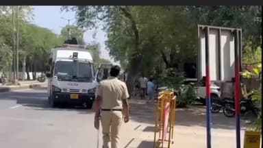 हिसार: रामपाल को लेने डिफेंडर-फॉर्च्यूनर पहुंचीं, हिसार जेल से रिहाई में देरी, सुपरिंटेंडेंट बोले- कोर्ट से दस्तावेज नहीं आए