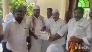அரியலூர்: நகரிலுள்ள ஜூம்மா பள்ளிவாசலில் வாக்கு சேகரித்த, அரியலூர் சட்டமன்ற தொகுதி அதிமுக வேட்பாளர்