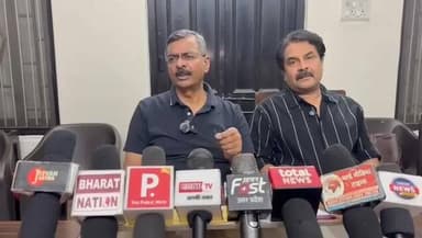 यूपी में शिक्षा नहीं, डकैती चल रही है! अभिभावकों की खाल खींचने वाले इन स्कूल माफियाओं पर आपका बुल्डोजर कब चलेगा? या फिर ...