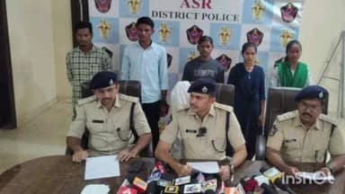 जगदलपुर: आंध्रप्रदेश में माओवाद की कमर टूटी, छत्तीसगढ़ में आतंक फैलाने वाले PLGA के DVCM समेत 5 नक्सलियों ने किया सरेंडर