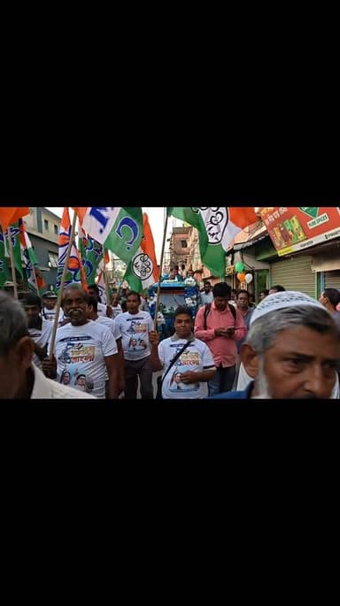 বারুইপুরের দু'নম্বর ওয়ার্ডে প্রচার করলেন তৃণমূল প্রার্থী বিমান বন্দ্যোপাধ্যায়