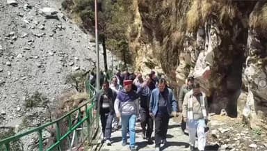 राजगढ़ी: सीडीओ और यमुनोत्री विधायक ने यमुनोत्री धाम के पैदल मार्ग का किया स्थलीय निरीक्षण