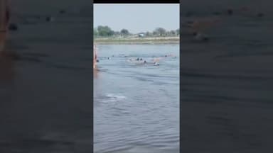 #वृन्दावन में कैसे पलटी नाव, 10 की मौत का लाइव वीडियो देखें@