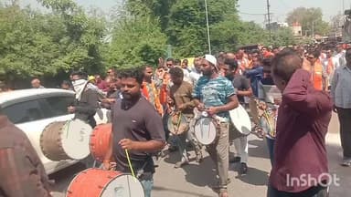પેટલાદ: સેવા સદન ખાતે પહોંચી વિવિધી પક્ષના ઉમેદવારો ઉમેદવારી પત્ર ભર્યા
