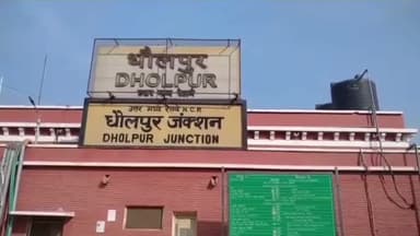 धौलपुर: रेलवे स्टेशन के पास ट्रेन की चपेट में आने से 25 वर्षीय युवक की हुई दर्दनाक मौत
