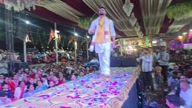 #घुमारवीं --चौथा विशाल हनुमान संग श्याम संकीर्तन शुरू , सुप्रसिद्ध गायक रोशन प्रिंस ... #देखिए #लाइव...
#Ghumarwin #Ha...