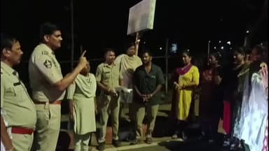 ద్వారకాతిరుమల క్షేత్రంలో వివాహాల వద్దకు వెళుతున్న హిజ్రాలు అడ్డుకున్న ఎస్ఐ సుధీర్