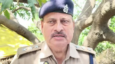 #मांडा क्षेत्र के बबुरा गांव में हुई घटना के संबंध में ACP मेजा का बयान आया सामने।
#prayagrajnews #prayagrajpolice