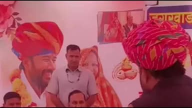 हिण्डौन: पूर्व उप मुख्यमंत्री सचिन पायलट गांव कटकड में पूर्व विधायक लाखन सिंह मीना के बेटे के विवाह समारोह में शामिल हुए