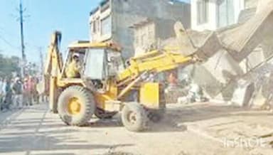 रोहा: रोह्यात अतिक्रमण विरोधात धडक मोहीम