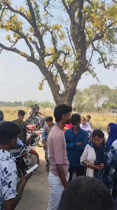 प्रयागराज के थाना औद्योगिक क्षेत्र अंतर्गत करछना रेलवे ओवरब्रिज के नीचे ट्रेन से कटकर एक युवक की मौत हो गई