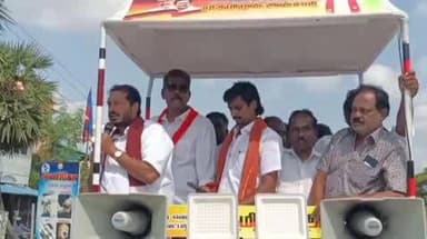 சிதம்பரம்: சிதம்பரம் லால்புரத்தில் தமிமுன் அன்சாரி வாக்கு சேகரிப்பு