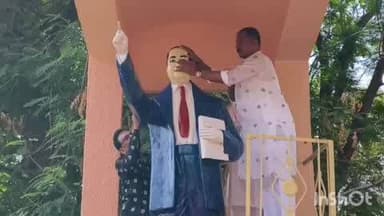 ନବରଙ୍ଗପୁର ପୋଲିସ ଷ୍ଟେସନ: ସହରସ୍ଥିତ ବାବା ସାହେବ ଆମ୍ବେଦକର ଙ୍କ ପ୍ରତିମୂର୍ତ୍ତି କୁ ସଫା କଲେ ବିଧାୟକ