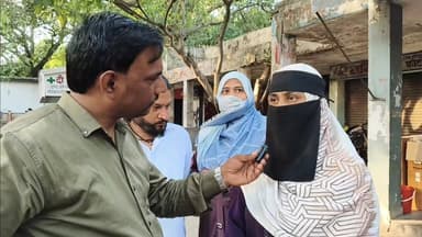 थाना वेलकम क्षेत्र में चले चाकू 25 वर्षीय जुबैर गंभीर रूप से घायल GTB हॉस्पिटल में भर्ती पुलिस जांच में जुटी