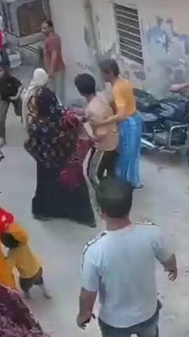 सांगानेर: चौहान स्टेडियम में क्रिकेट मैच के बाद दो पड़ोसियों में झगड़ा, एक पक्ष के युवाओं ने लाठी-डंडों से किया हमला