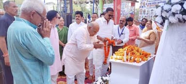 #सिवनी/ #अंबेडकर_जयंती के अवसर पर प्रदेश शासन के राजस्व मंत्री एवं जिले के प्रभारी मंत्री श्री #करण_सिंह_वर्मा ने जिला म...