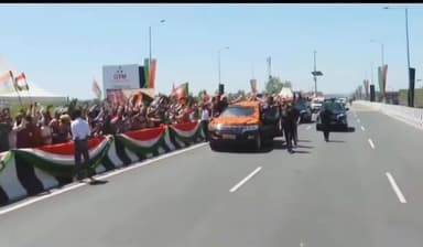 देहरादून पहुंचे #pmmodi यहाँ शुरू हो गया रोड शो #PMModiji #Roadshow #dhami #dehradoon