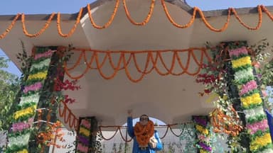 सासाराम में संविधान निर्माता बाबा साहब भीमराव अंबेडकर जी की जयंती शोभा यात्रा सहित धूमधाम से मनाया गया।