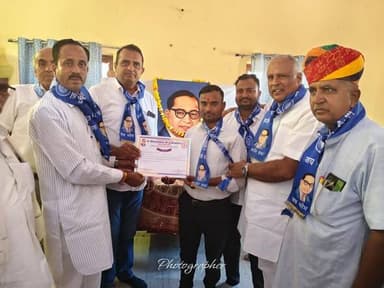 भारतीय संविधान के शिल्पकार भारत रत्न डॉ भीमराव अंबेडकर जी जयंती महोत्सव में आगोलाई में रक्तदान शिविर में पहुंचे कांग्रेस...