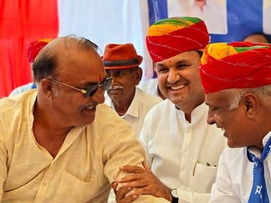 संविधान शिल्पकार भीमराव अम्बेडकर जी जयंती समारोह में शामिल हुए लोहावट पुर्व MLA किशनाराम विश्नोई कांग्रेस नेता उम्मेद सि...