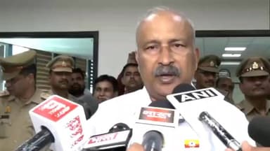 #लखनऊ नोएडा घटना पर डीजीपी राजीव कृष्ण बोले- भड़काने वालों पर सख्त कार्रवाई जारी,