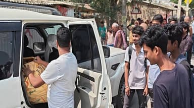 एक्साइज पुलिस ने खदेड़ कर शराब तस्कर को दबोचा, भारी मात्रा में देशी शराब बरामद