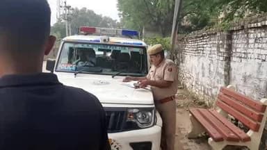 आबू रोड: आबुरोड के खड़ात नेशनल हाईवे पर भीषण हादसे में बोलेरो-ऑटो टक्कर में महिला की मौत, हादसे के बाद महिला पर गिरा ऑटो