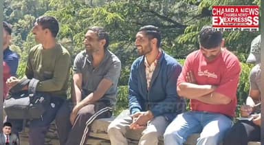 भाजोत्रा पंचायत में चुनाव बहिष्कार का ऐलान, मूलभूत सुविधाओं के अभाव पर ग्रामीणों का रोष #cmohimachalpradesh #spkhp #hima...