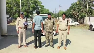 चितरंगी: झाड़-फूंक के बहाने दुष्कर्म करने वाला ₹10,000 का इनामी आरोपी गिरफ्तार