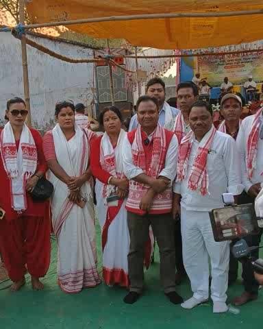 आज 15/04/2026 को राजी पाड़हा सरना प्रार्थना सभा, ग्राम चाड़ी, गोला में पांचवा झंडा गाड़ी कार्यक्रम में शामिल हुए ! #AJP