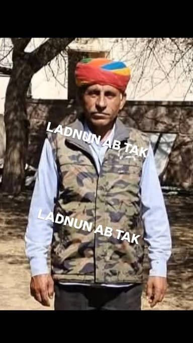 #लाडनूँ:-दर्दनाक हादसे में #वन विभाग कर्मचारी की #मौत हो गई,तालाब के पास खड़ी गाड़ी #ढलान के कारण पीछे खिसक गई,जिससे गार...