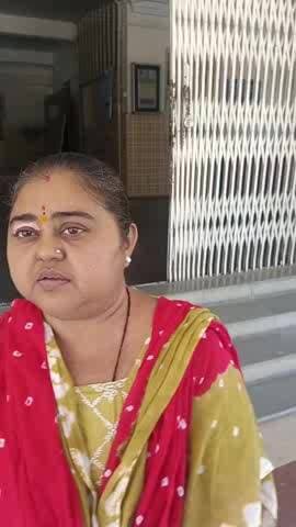 વઢવાણ: ભાજપ દ્વારા કોંગ્રેસના ઉમેદવારોને ધમકાવી ખરીદવામાં આવતા હોવાના આક્ષેપ સાથે મહિલા કોંગ્રેસ પ્રમુખે પ્રતિક્રિયા આપી