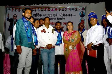 वह बाबा साहब हि थे जिन्होंने इस देश के गरीब पिछड़े और बहुजन आदिवासियों को भेदभाव रूपी दलदल में डुबे तमाम भाइयों को बाहर ...