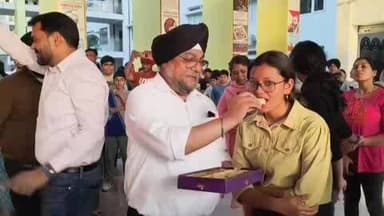 डीपीएस स्कूल की छात्रा हर्षा ने CBSE 10वीं की परीक्षा में किया टॉप, 500 में से 500 अंक किए प्राप्त