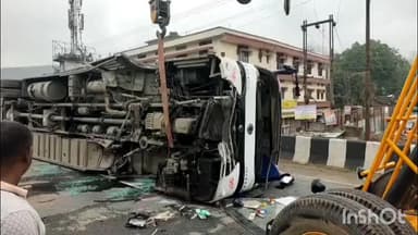 মৰিগাঁও: জাগীৰোডৰ ২৭ নং ৰাষ্ট্ৰীয় ঘাইপথত পুৱতি নিশা সংঘটিত হয় এক ভয়াৱহ পথ দুৰ্ঘটনা