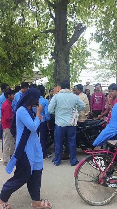 Rajiv Vidya Mandir maker